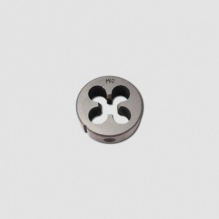 XTline Závitové očko M4x0,7cm XT37204