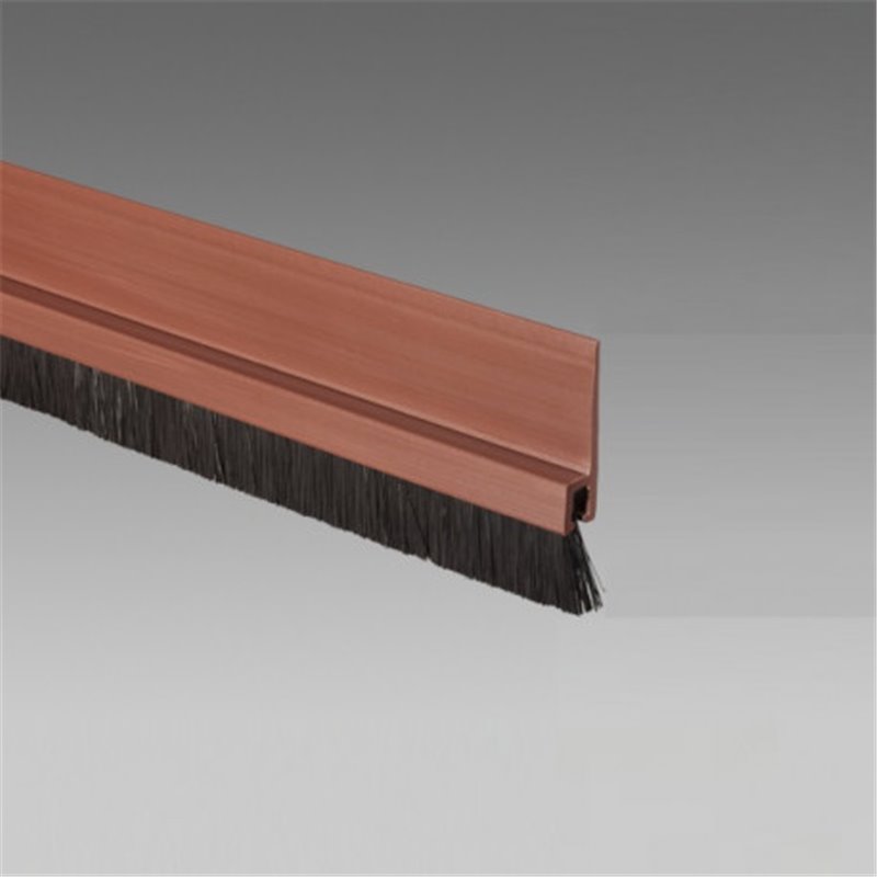 Trebor Lišta dverová samolepiaca štetinová hnedá LDS12